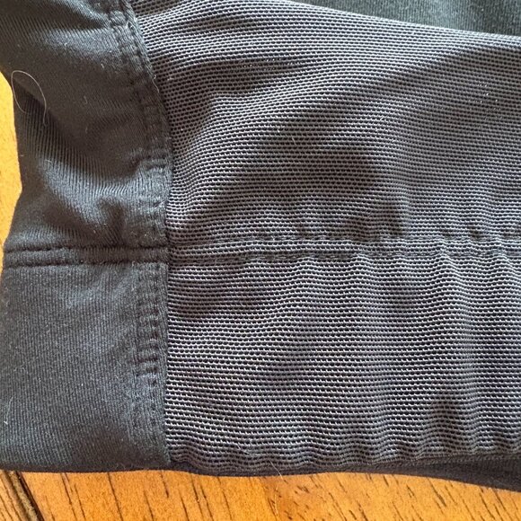 Brooks Black Sport Bra Size M Racer Back Removable Pads - Picture 9 of 11